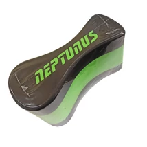 Neptunus Vesta velika bojo za težišče