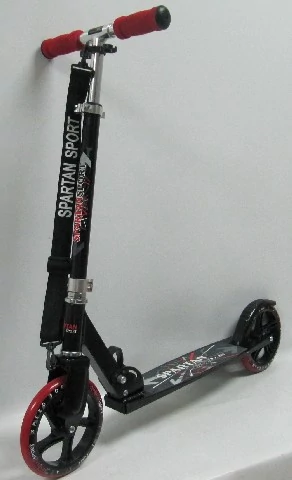 Skiro, črno-rdeč SPARTAN JUMBO X205